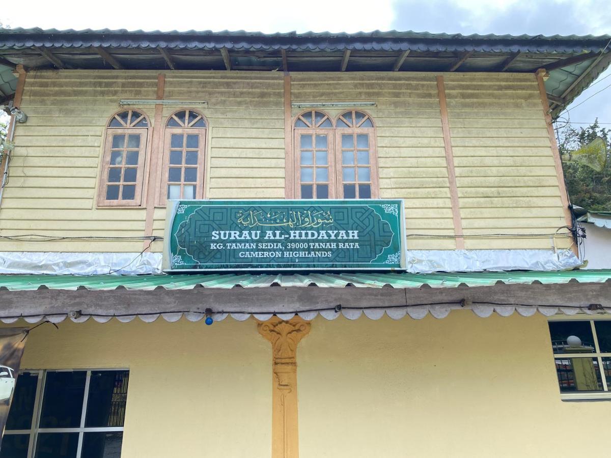 Aiza Homestay Opposite Abang Strawberry Taman Sedia Tanah Rata Exteriér fotografie